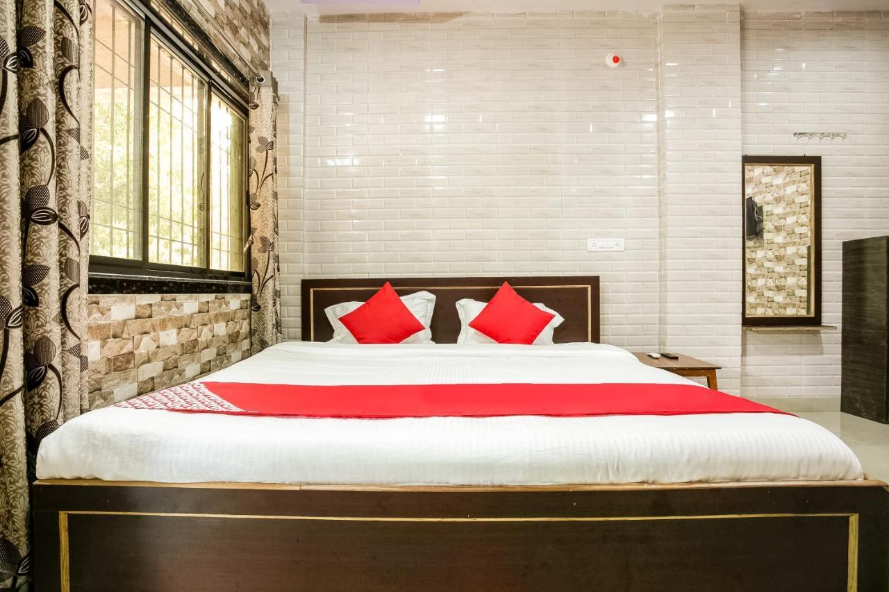 Oyo 63030 Mhatre Farm & Resort Chinchani Eksteriør bilde